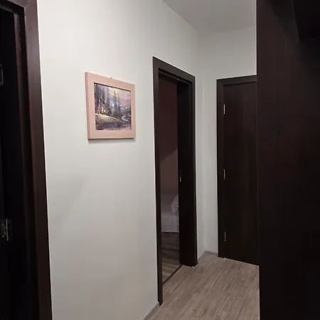 Apartament Wild Walnut