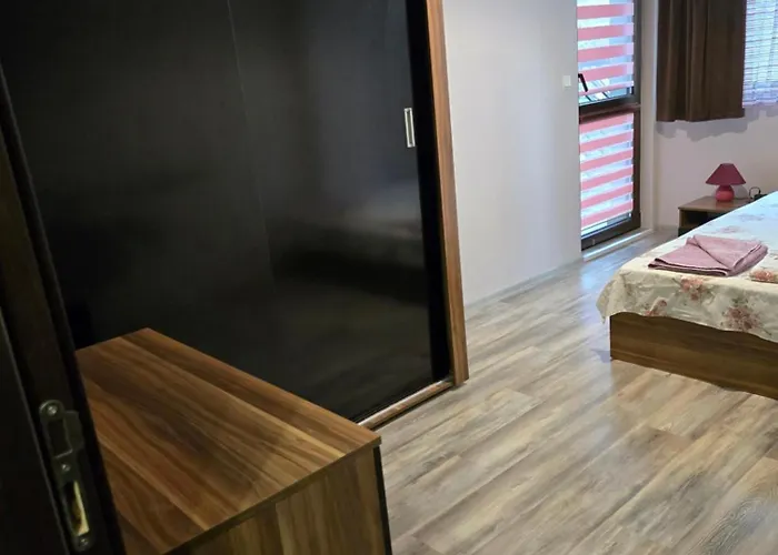 Apartment Wild Walnut